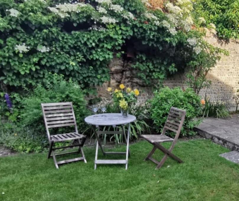 Beautiful Gate House A 4 Minute Walk From Beach ボグナー・リージス エクステリア 写真